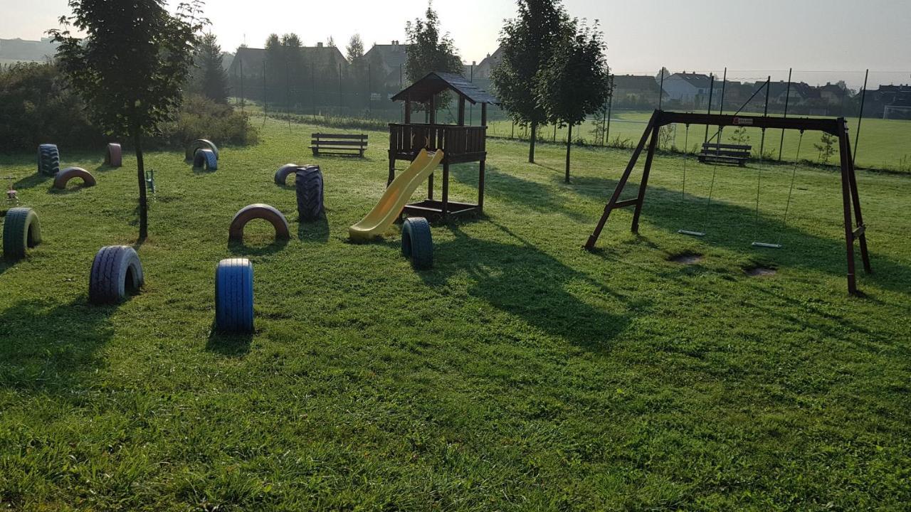 Apartman Linda - Velka Lomnica Exteriör bild